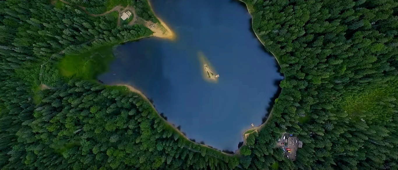 Synevyr lake from above