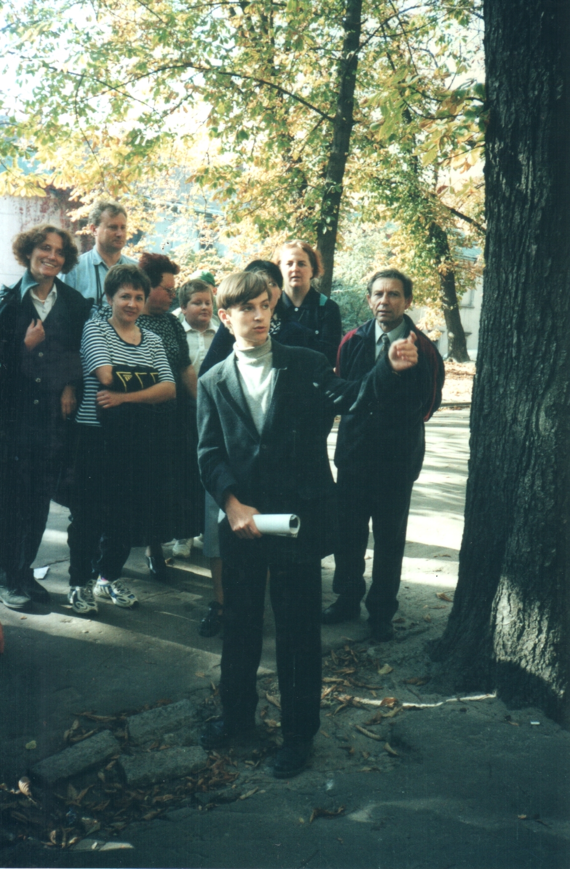 Во время первой экскурсии в школьные годы (Львов, 2000)