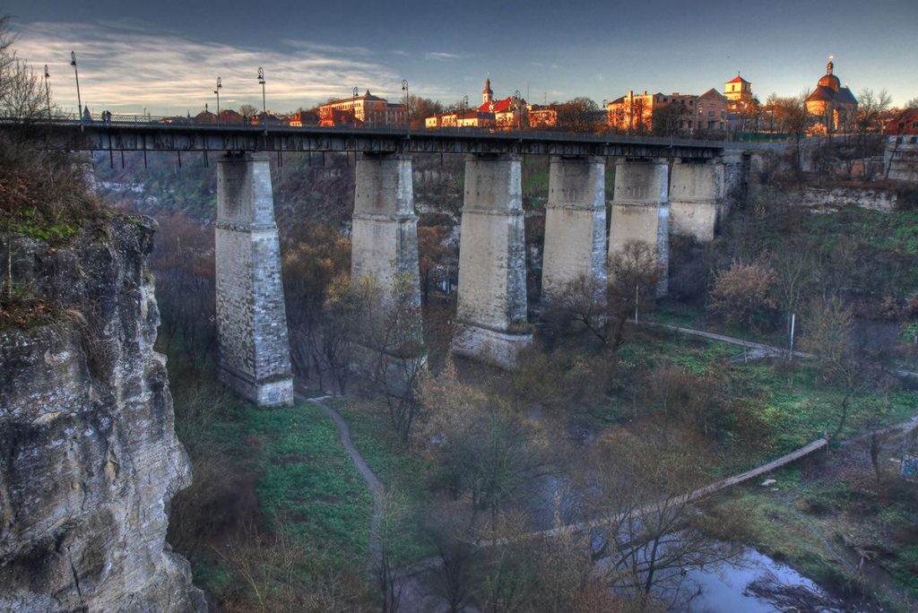  Новоплановский мост над Смотричем (теперь)