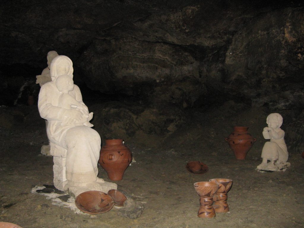 Verteba Mağarası 