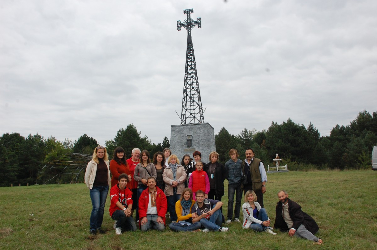 Біла Гора. Пам’ятний хрест з нагоди 100-річчя з дня народження Маркіяна Шашкевича