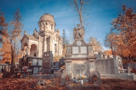 Lychakiv Cemetery Excursion