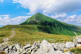Hike Hoverla mountain in 1 day